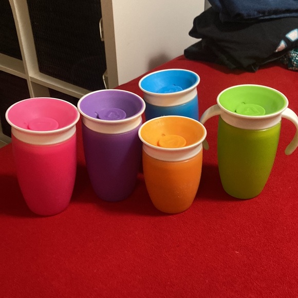 5 munchkin soppy cups - Picture 2 of 2